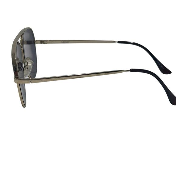 Quay HIGH KEY MINI Aviator gradient lens Sunglasses - Picture 4 of 7